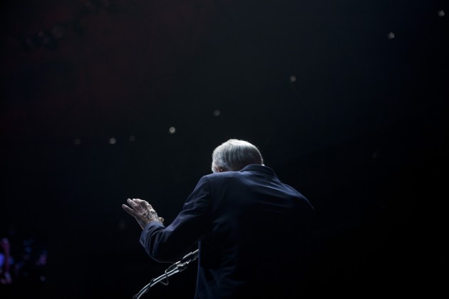 Independent presidential candidate Ron Paul holds a rally at the University of South Florida, in Tampa, the day before the Republican National Convention begins. Photograph © Christopher Morris/VII