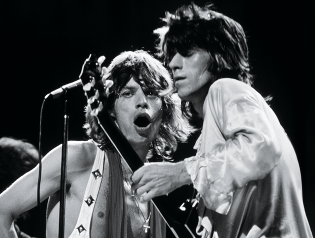 Mick Jagger and Keith Richards at Madison Square Garden, in New York City, 1972 © Bob Gruen. Courtesy Fahey/Klein Gallery, Los Angeles
