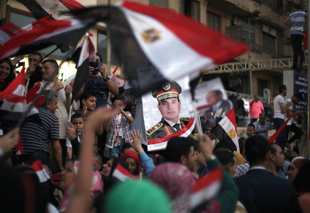 Supporters of General Abdel Fattah al-Sisi gather in Cairo’s Tahrir Square after an announcement by Egypt’s electoral commission naming Sisi the country’s new president, June 3, 2014 © Ahmed Ismail/Anadolu Agency/Getty Images