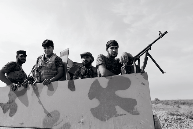Hashd al-Shaabi militia members, south of Baiji