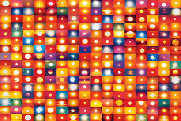 “541795 Suns from Sunsets from Flickr (Partial) 01/26/06” (detail), by Penelope Umbrico Courtesy the artist; Bruce Silverstein Gallery, New York City; and Mark Moore Gallery, Culver City, California
