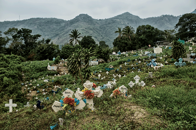 The cemetery in Panchimalco, situated below the Puerta del Diablo, an execution site during the civil war of the 1980s and early 1990s