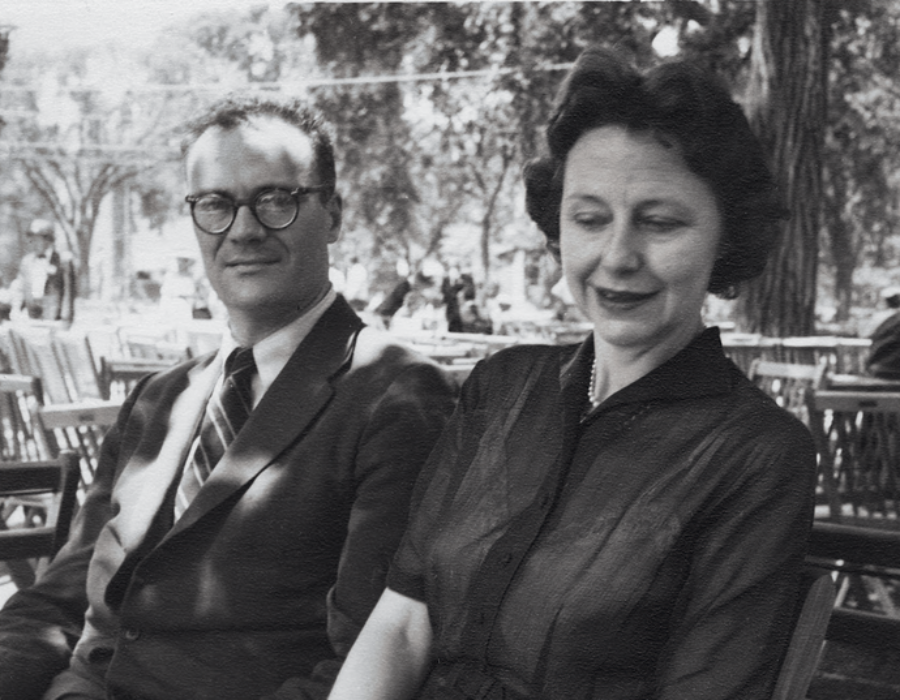 Robert Lowell and Elizabeth Hardwick. Photograph courtesy the Harry Ransom Center, University of Texas at Austin