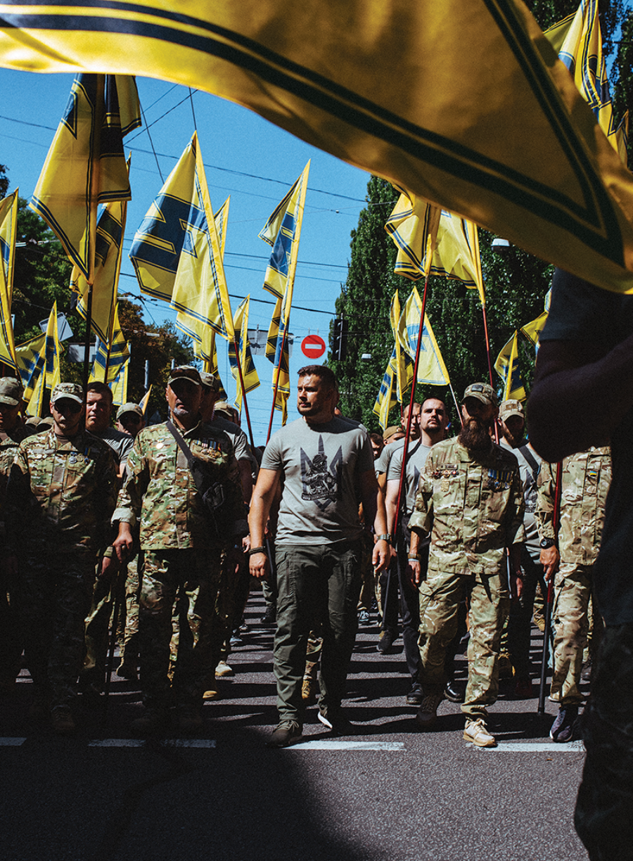 Andriy Biletsky (center) marches with Azov members in Kyiv on Ukraine’s Independence Day, August 24, 2019 (detail) © Maxim Dondyuk