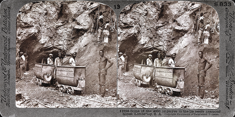 De Beers diamond mining in Kimberley, circa 1900. Courtesy Mindat.org/Underwood & Underwood