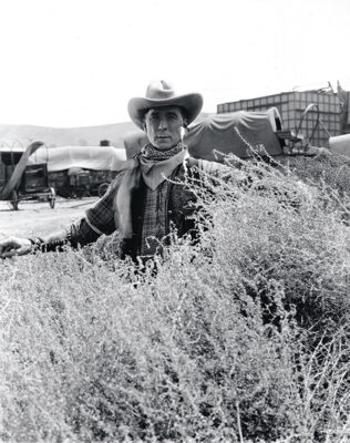 A still of William S. Hart from the 1925 silent film Tumbleweeds. Courtesy Seaver Center for Western History Research, the Natural History Museum of Los Angeles County.